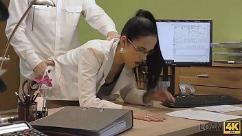 play Xnxx con un medico xnxx che fa sesso in ufficio facendo sesso in tutti i buchi