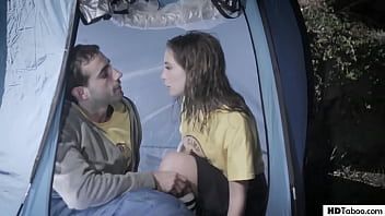 play This blonde teen's pussy wants to be explored