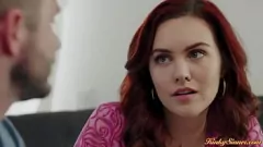 play Stepbro dá a Redhead Steps é um prazer oral intenso