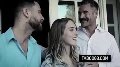 play Teen Nympho Cadence Lux in Wild Thesome con Charles Dera e Seth Gamble
