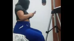 play Schwüle Latina Milf wird allein zu Hause ungezogen: Die Amateur -Begegnung einer Hotwife